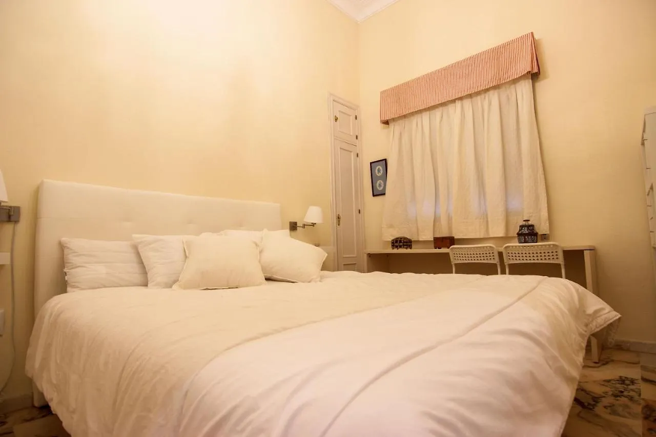 Apartamento Rentalsevilla En El Mercado Del Arenal España