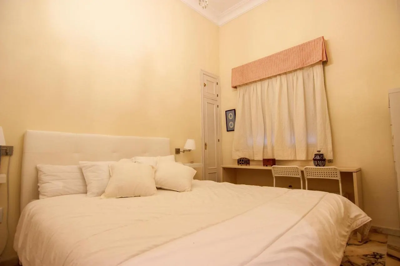 Apartamento Rentalsevilla En El Mercado Del Arenal
